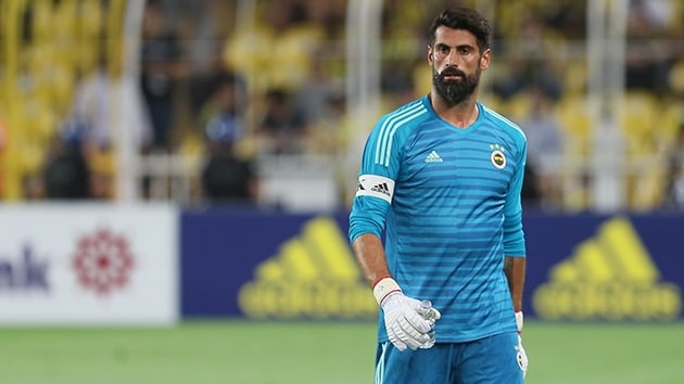 Volkan Demirel'den Benfica aklamas