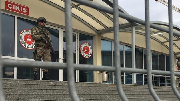 Emniyet mensuplarnn yargland FET davasnda karar
