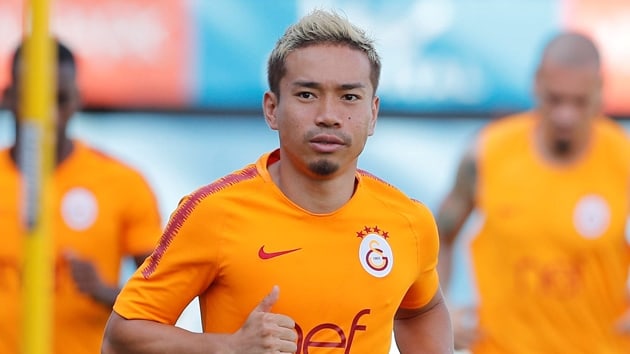 Yeni sezon hazrlklarn srdren Galatasaray'da Nagatomo takma katld