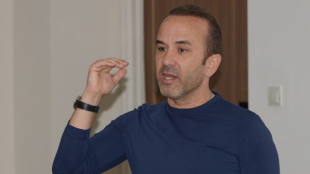 Katar'dan Mehmet zdilek'e teklif