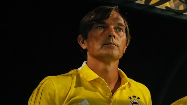 Phillip Cocu: Benfica mana kadar transfer yapabiliriz