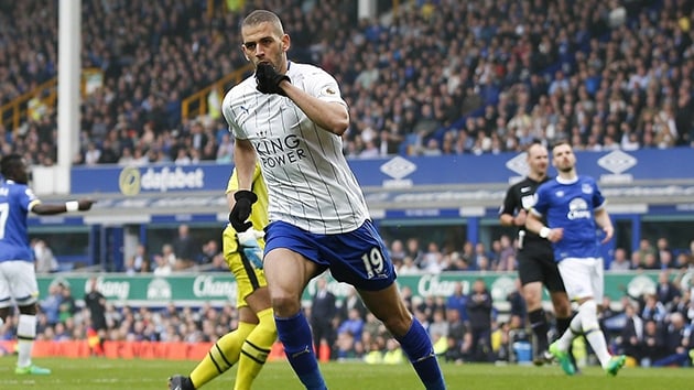 Forvete son aday Islam Slimani