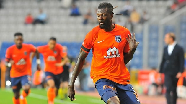 Emmanuel Adebayor'dan kt haber