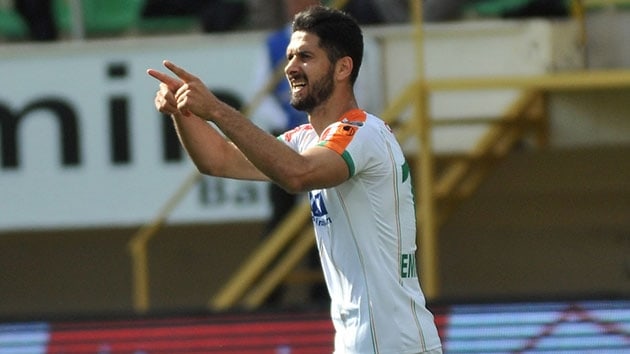 Belhanda giderse Emre