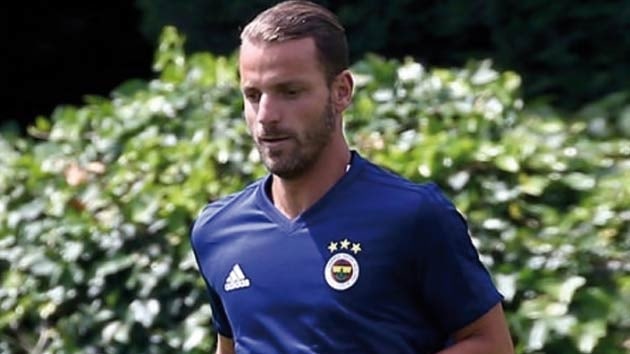 Fenerbahe'de Soldado takmla almalara balad