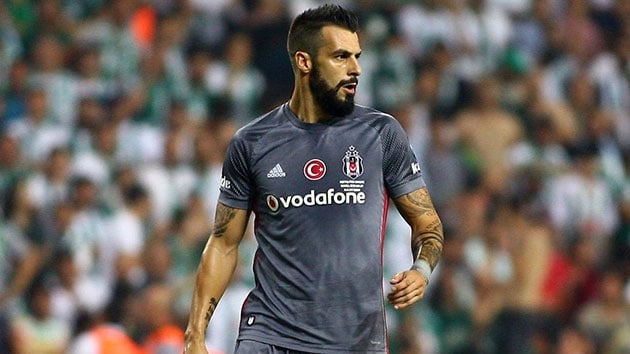 Negredo Rayo Vallecano ile anlamad