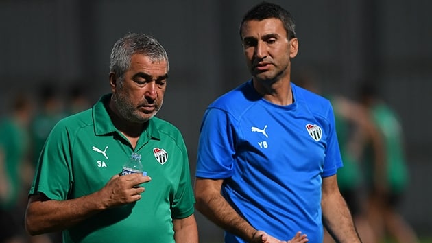 Bursaspor gen oyuncular ile yollarn ayrd