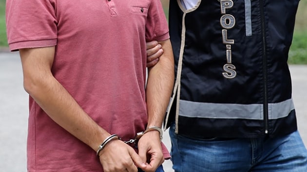 Meslekten ihra polisler Yunanistan'a kamak isterken yakaland