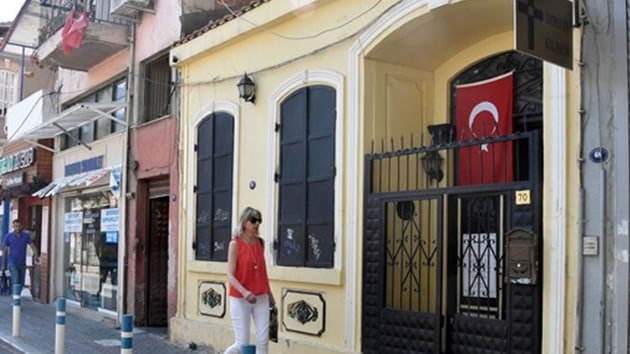 Papaz Brunson'n kilisesine Trk bayra asld