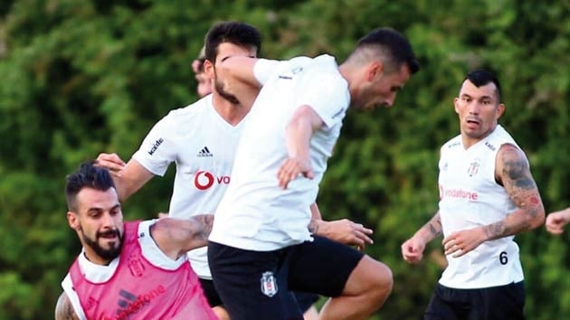 Beikta, LASK Linz mann hazrlklarna devam etti