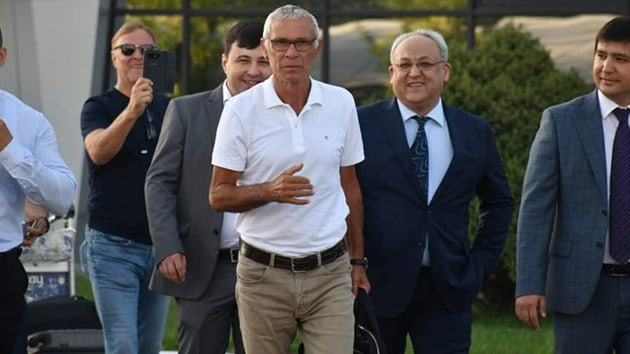 zbekistan Milli Takm teknik direktrlne Hector Cuper getirildi