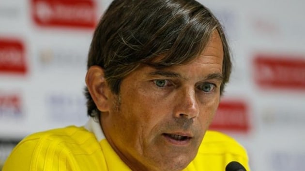 Cocu'dan Benfica'ya gzda!