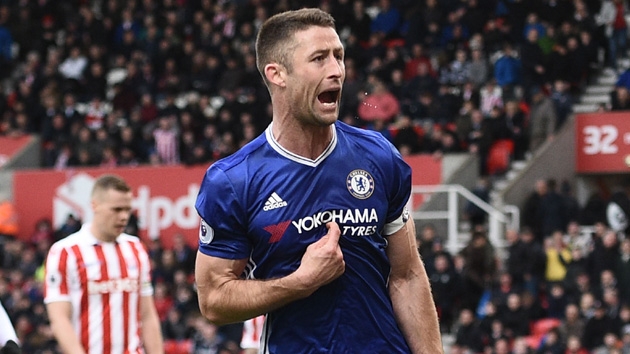 Stoper araylarn hzlandran Galatasaray'n gndemine Gary Cahill girdi