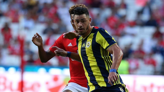 Giuliano, Benfica manda yoklar oynad