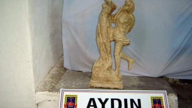 pheli antadan tarihi heykel kt
