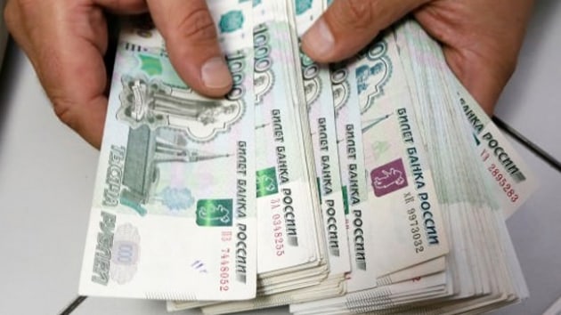 Rus rublesi dolar karsnda iki yln en dk seviyesinde