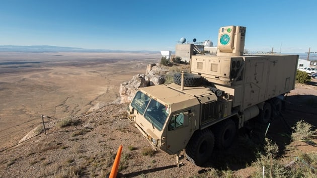 Amerikan Kara Kuvvetleri Yksek Enerji Lazer Taktik Ara Prototipi gelitirme srecinin bir sonraki safhasna geiyor
