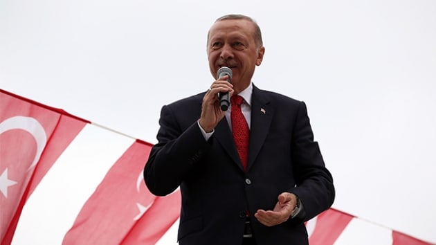 Bakan Erdoan: ABD stratejik orta olan Trkiye'ye srtn dnyorsa kusura bakmasn
