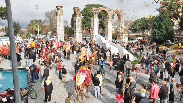 Seluk Efes Festivali balyor