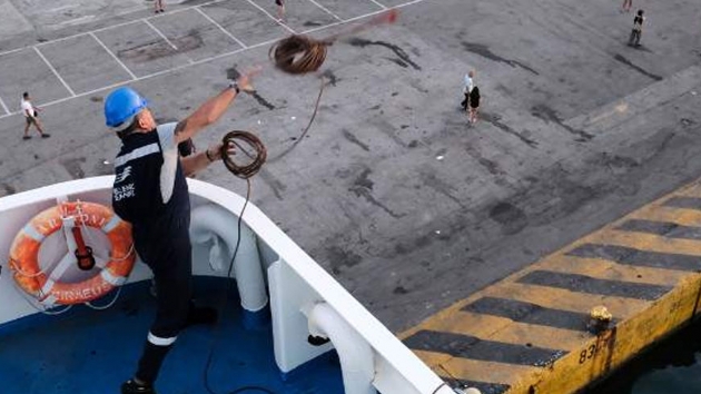 Yunanistan'da denizciler grevi uzatt 