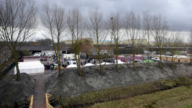 Fransa'da mlteci kamp tahliye edildi