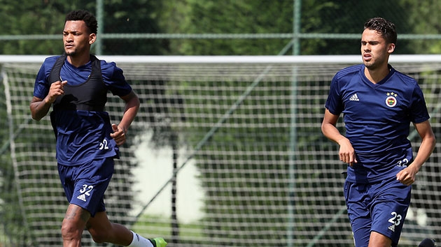 Fenerbahe'de Jailson ve Aatif rzgar
