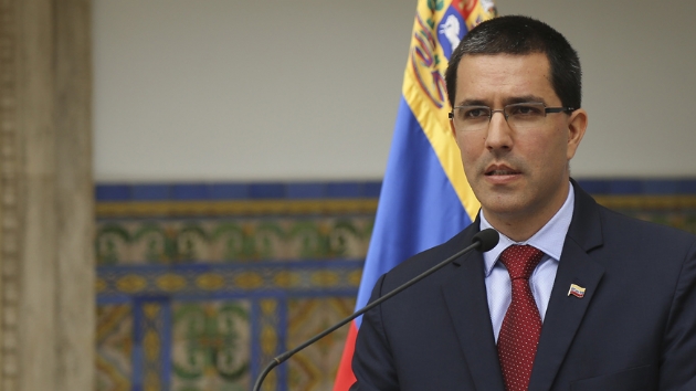 Venezuela Dileri Bakan Jorge Arreaza, 'askeri komploculara destek verdii' iddiasyla ABD ynetimini sulad