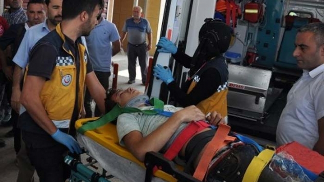 Bursa'da traktr arampole devrildi, kazada bir kii hayatn kaybetti bir kii yaraland