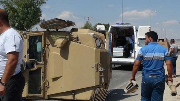 Kilis'te otomobille arpan zrhl polis arac devrildi: 2 yaral