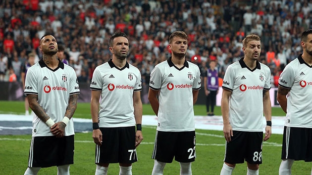 Ricardo Quaresma, Alta Definiao programnda silahl saldrya uradn aklad