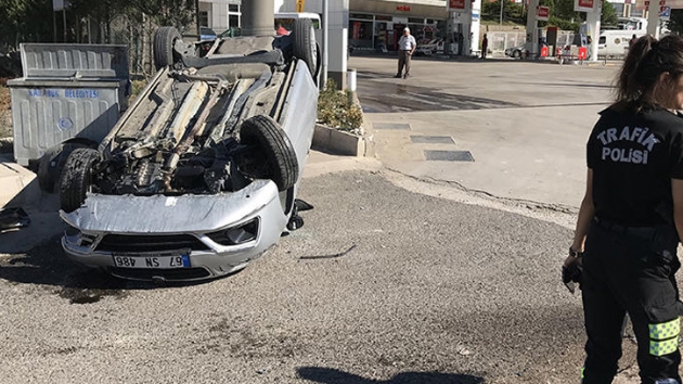 Kaza yaptklar kiralk arac brakp katlar