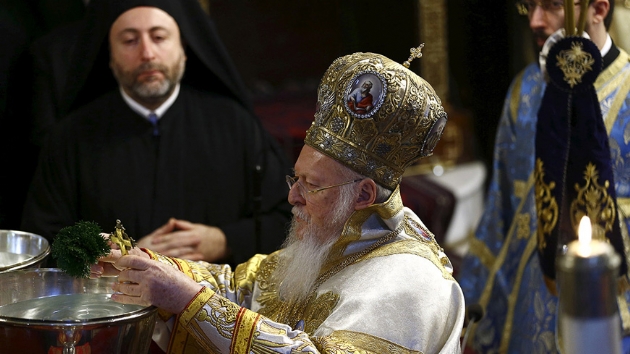 'Bamszlk' krizi: Ortodoks Kilisesi blnmenin eiinde
