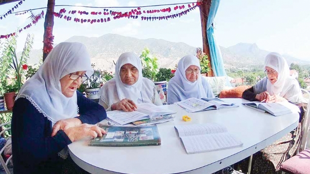 80lik ninelerin okuma azmi