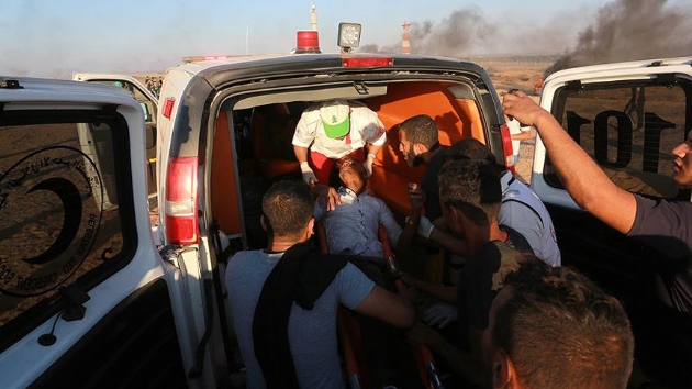 srail'den Gazze snrndaki gsterilere mdahale: 2 yaral
