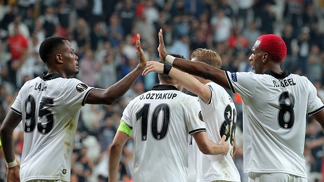 Beiktal futbolculardan kenetlenme! 'Kazanmaktan baka aremiz yok'
