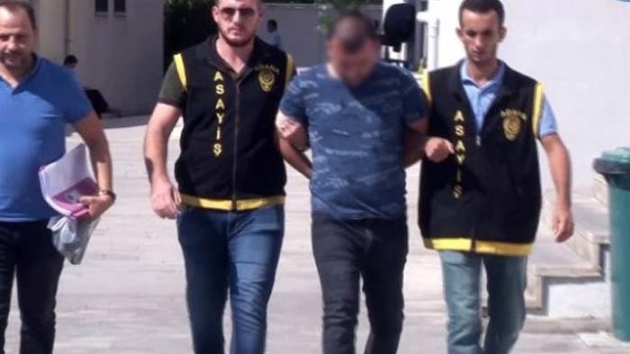 Adana'da i vaadiyle 3 kiiden 4 bin 500 lira para alan pheli yakaland