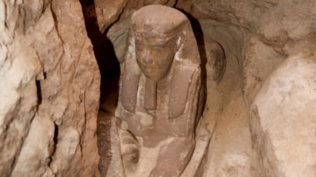 Msr'da 2000 yllk sfenks bulundu