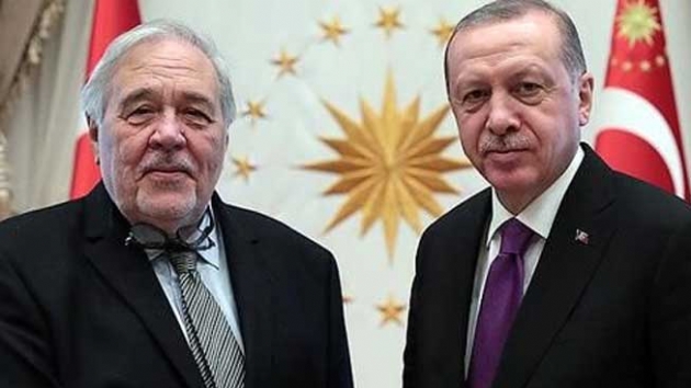 Trkiye Bakan Recep Tayyip Erdoan, tarihi akademisyen Prof. Dr. lber Ortayl'y kabul etti