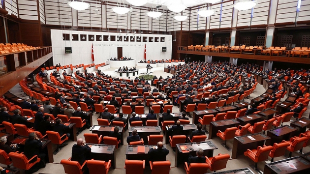 Cumhurbakanl Tezkeresi TBMM'de kabul edildi