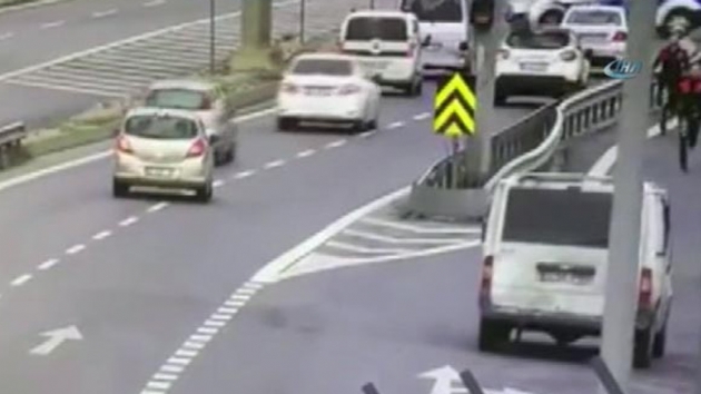 Polis TEM'deki arac koarak yakalad