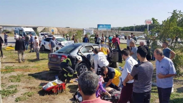 Bursa'da gelin arabas kaza yapt: 4 kii hayatn kaybetti