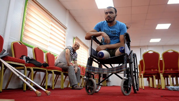 Yrme yetisini kaybeden Suriyeli 7 kii, HH'nn, AID ibirliiyle hayata geirdii ''Ortez Protez Projesi'' kapsamnda protezlerine kavutu