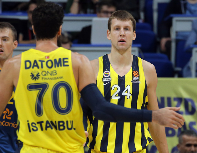lk haftann MVP'si Vesely oldu
