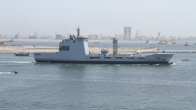 Trk savunma sanayisinin tek kalemdeki en byk ihracat projelerinden biri olan Pakistan Denizde kmal Gemisi (PNFT), Pakistan Deniz Kuvvetlerine teslim edildi