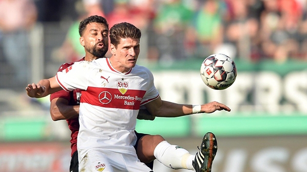 Beikta, Mario Gomez transferi iin Stuttgart'la masaya oturacak