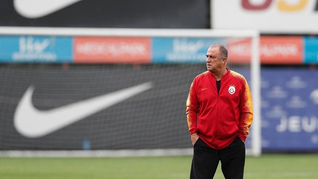 Galatasaray'da Donk, Belhanda ve Garry Rodrigues'in tedavisine baland