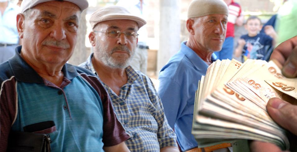 Emeklilikte ya�a tak�lanlar Ba�kan Erdo�an a��klamas� 20 Ekim EYT son durum SGK son dakika a��klamas�