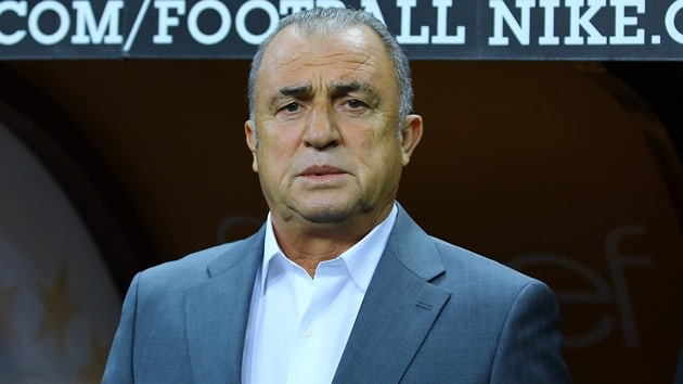 Fatih Terim, Schalke manda Ozan Kabak'a grev vermeyi dnyor