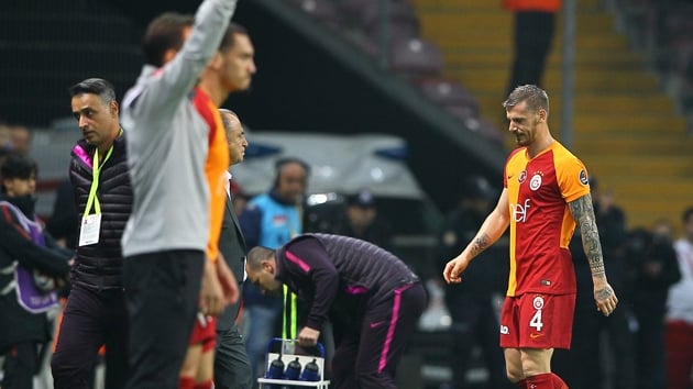 Galatasaray'a derbi ncesi sakat oyunculardan mjdeli haber