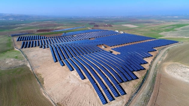 Gne paneli reticisi CW Enerji ihracatn, yln ilk 9 aynda 5 kat artrarak 14 milyon 550 bin liraya kard
